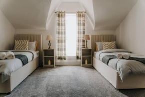 Alice - spacious 3 bedroom house contractor accommodation